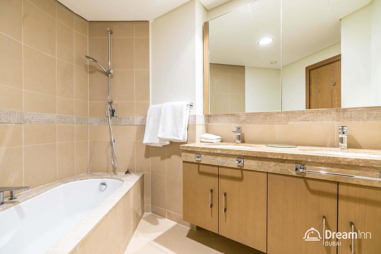 Dream Inn Dubai Apartments- Burj Vista Екстериор снимка